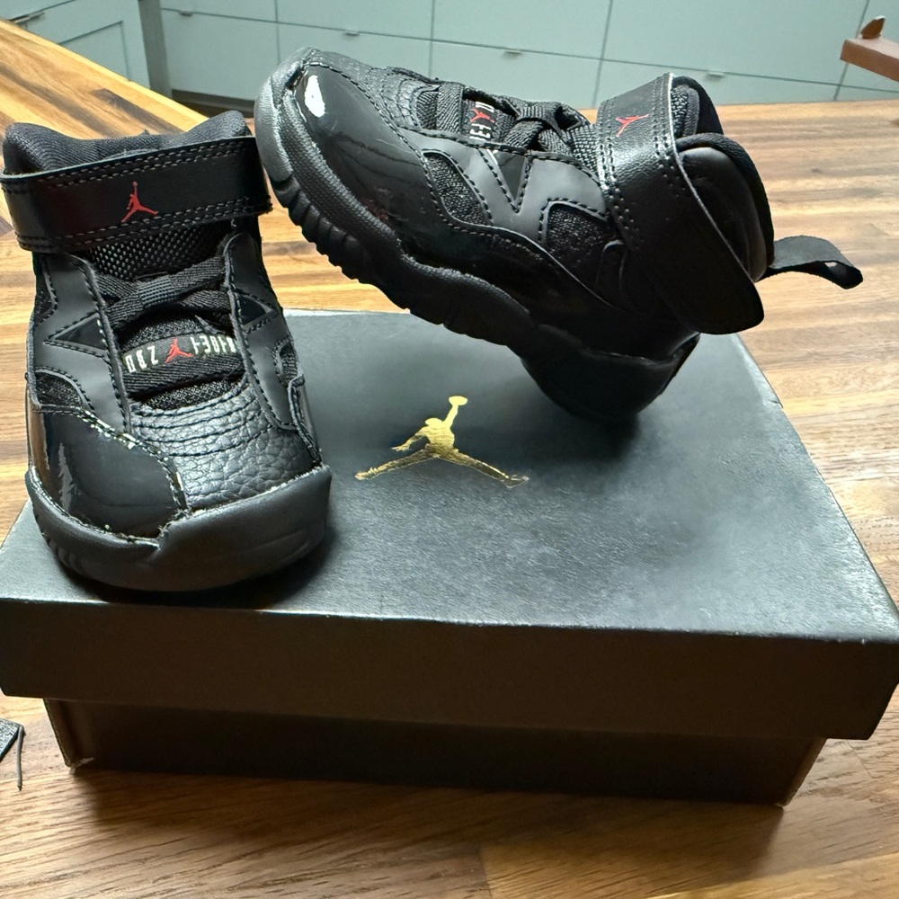 Nike Jordan Jumpman Two Trey 4C
